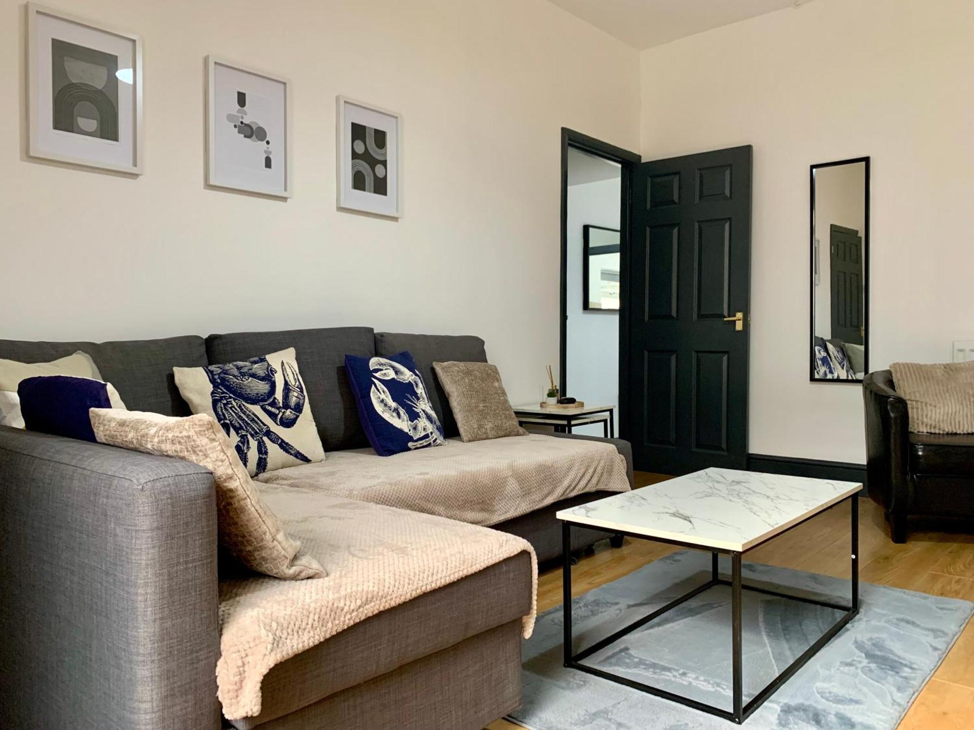 Cheerful - 3 Bed - Serviced Accommodation - In Heart Of Northumberland - Sleeps 6 Bebside 외부 사진